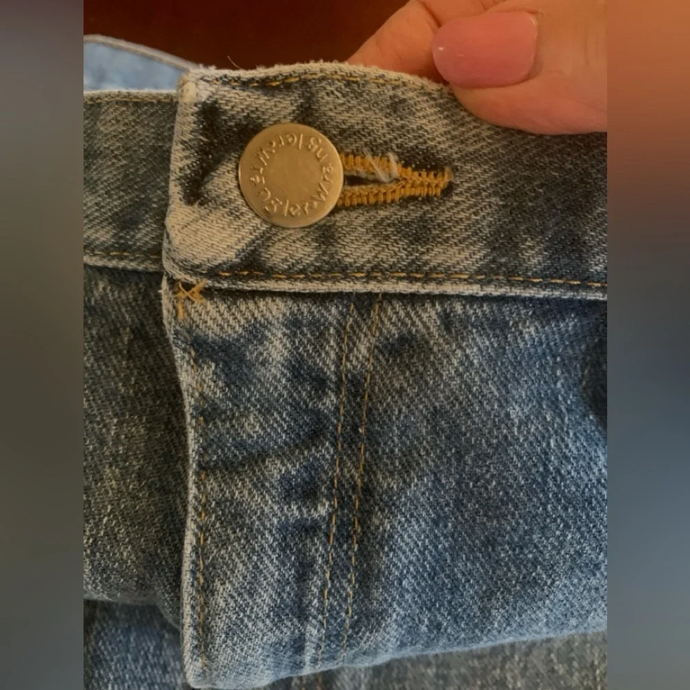 Wrangler Men’s Relaxed Fit Jeans - Picture 6 of 9